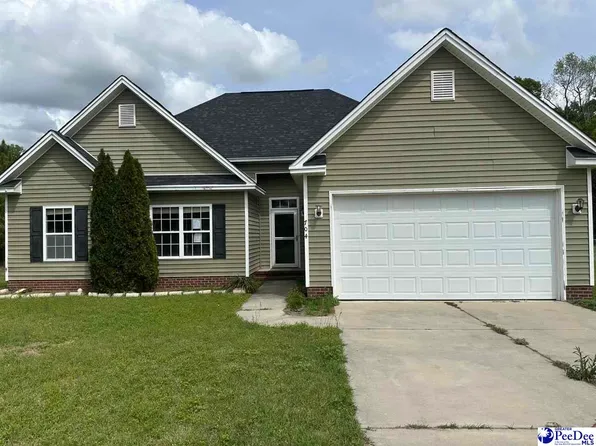 704 Highland Dr, Mullins, SC 29574