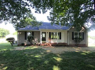 619 Lear Rd, Portland, TN 37148
