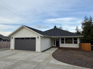 154 Ridge View Ct, Fortuna, CA 95540