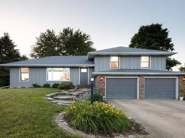 3119 W Forsythe Rd, Peoria, IL 61614