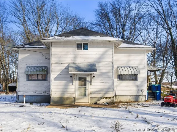 7945 S Saluda Paynesville Road, Hanover, IN 47243