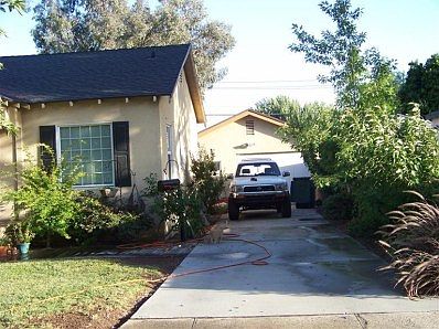 3rd image of 613 E Linda Vista Dr