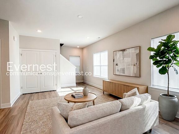 3rd image of 106 Elwood St