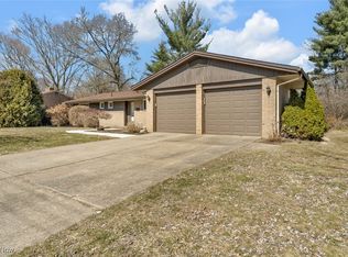 623 Summit St SE, North Canton, OH 44720