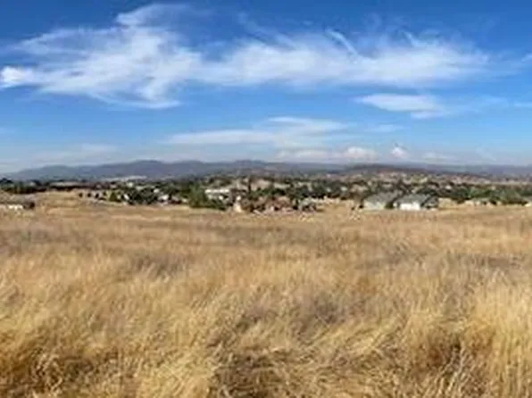 9784 Banderilla Dr, La Grange, CA 95329