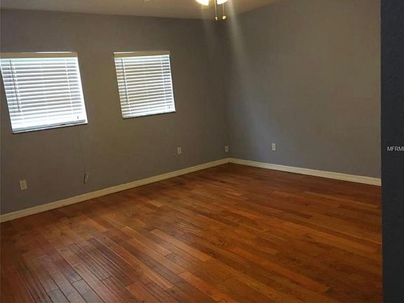 5th image of 662 43rd Ave NE