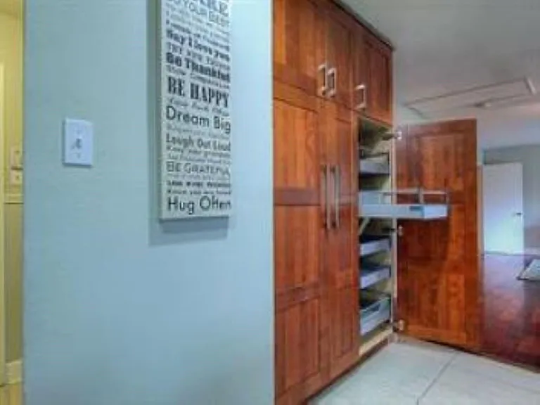 5711 Capello Dr — Photo 9