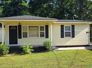325 S Plymouth Rd NW, Huntsville, AL 35811