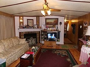 5th image of 17219 Lakeside Dr