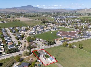 1877 E 12th St, Emmett, ID 83617