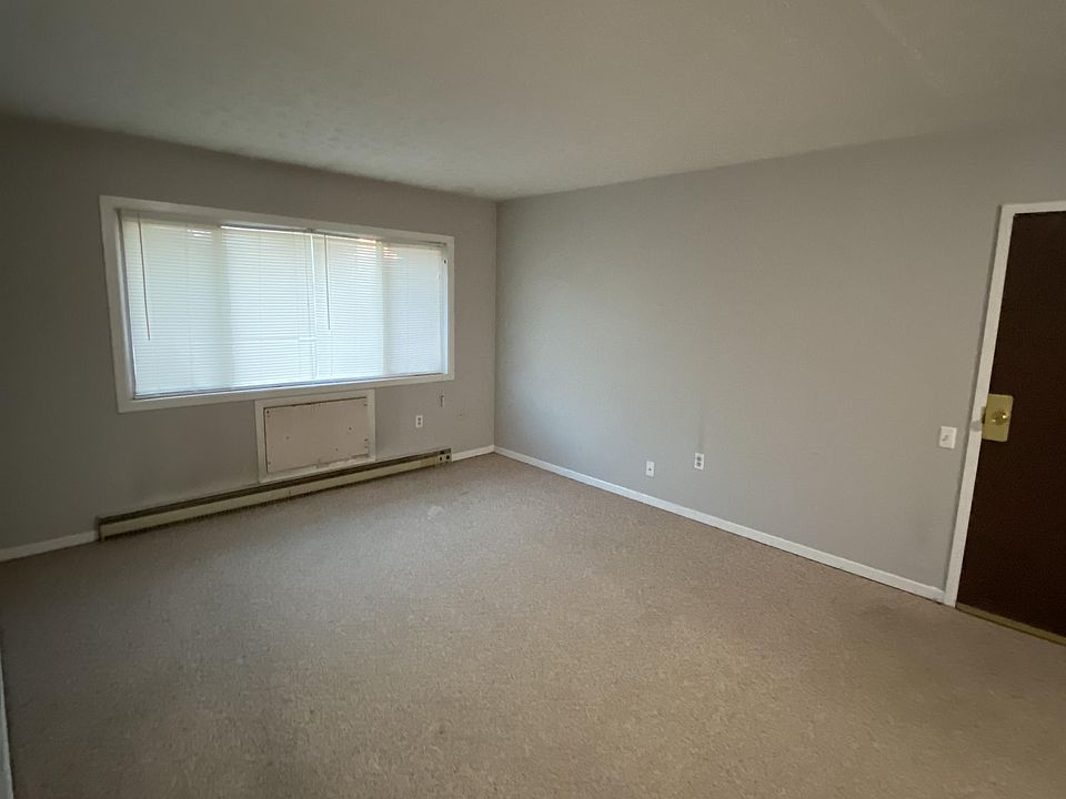 1st image of 308 Windsor St #10951314