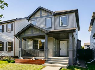 12051 18th Ave SW, Edmonton, AB T6W 1W3