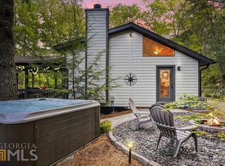 92 Cherry Lake Dr, Blue Ridge, GA 30513