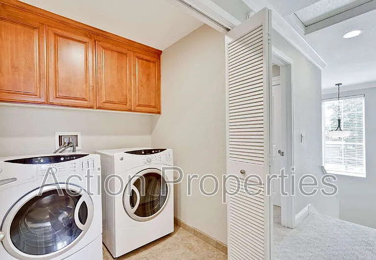 241 Granada Park Cir — Photo 26