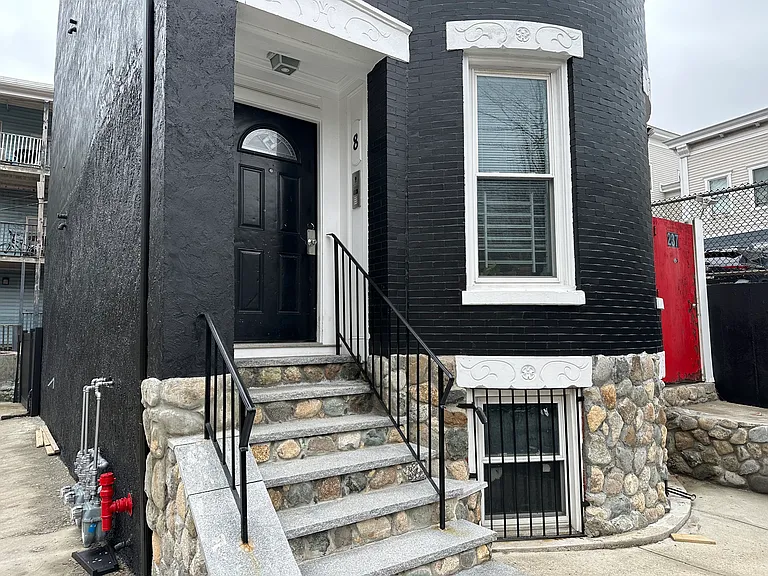 8 Bard Ave #2 — Photo 1