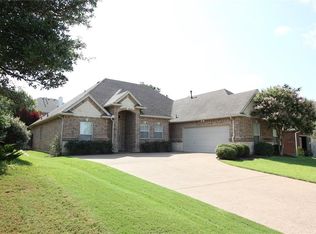 1024 Oak Hill Park, Kennedale, TX 76060