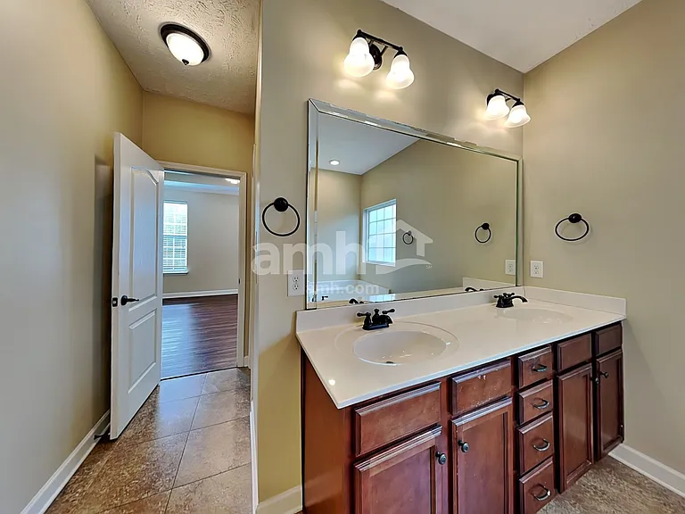 1205 Sundown Ct — Photo 12