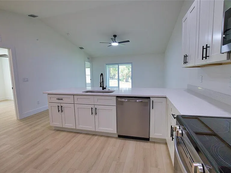 17147 Carleen Ave — Photo 18