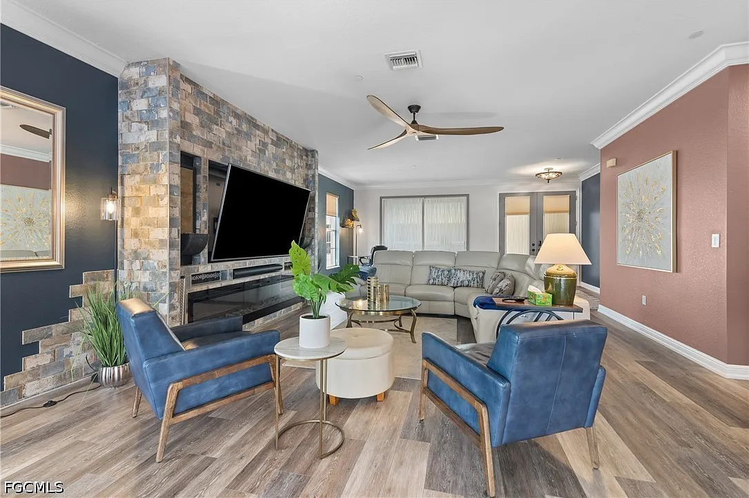 3 bed, 3.5 bath, 3563 sqft, $6,500 — Photo 4