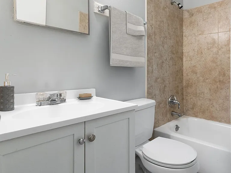 Birch Townhomes — Photo 20