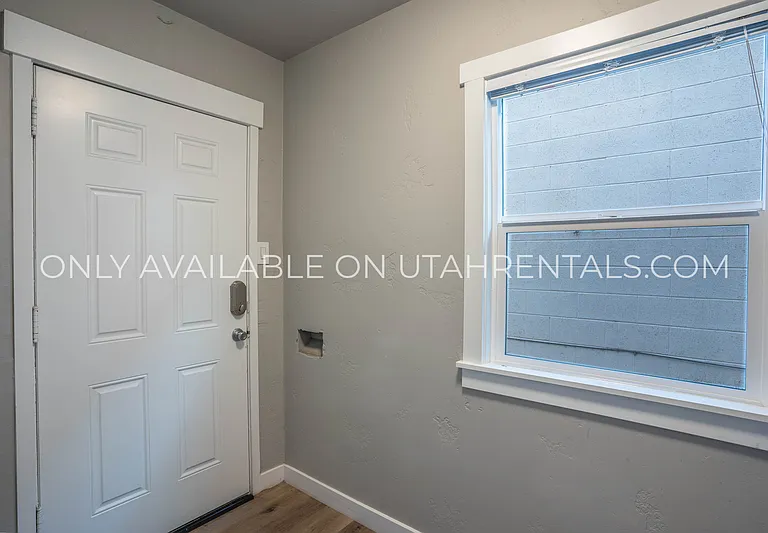 87 N Center St #1 — Photo 2