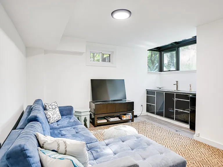 108 Northside Dr — Photo 32