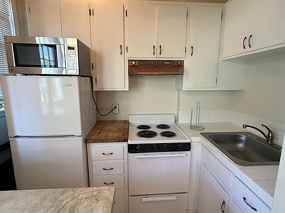 2nd image of 2340 Pacific Ave APT 206
