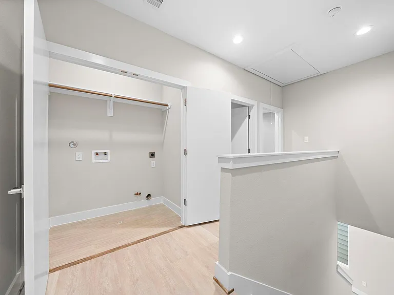28 Bucan St #F — Photo 30