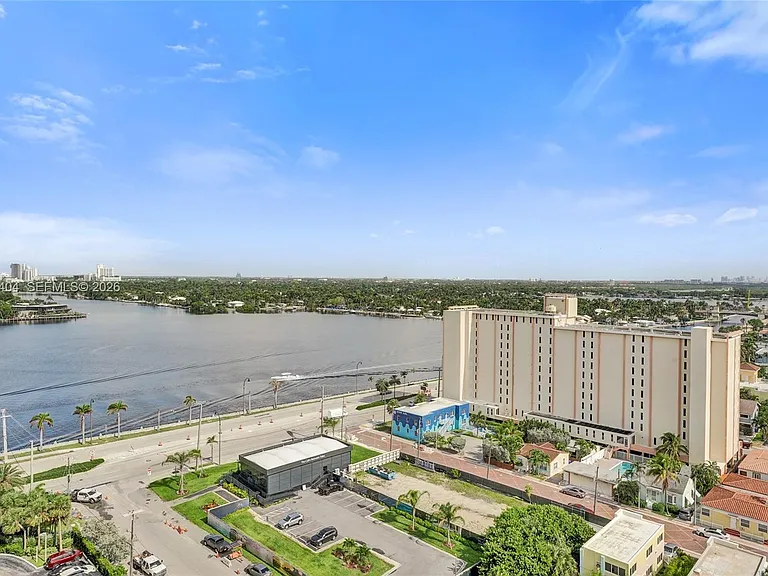 1201 S Ocean Dr #1702N — Photo 33