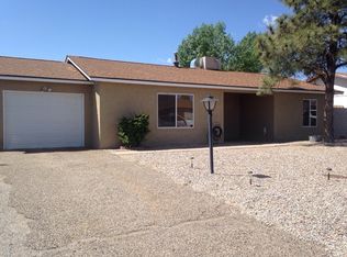 1370 Fiat Ct SE, Rio Rancho, NM 87124