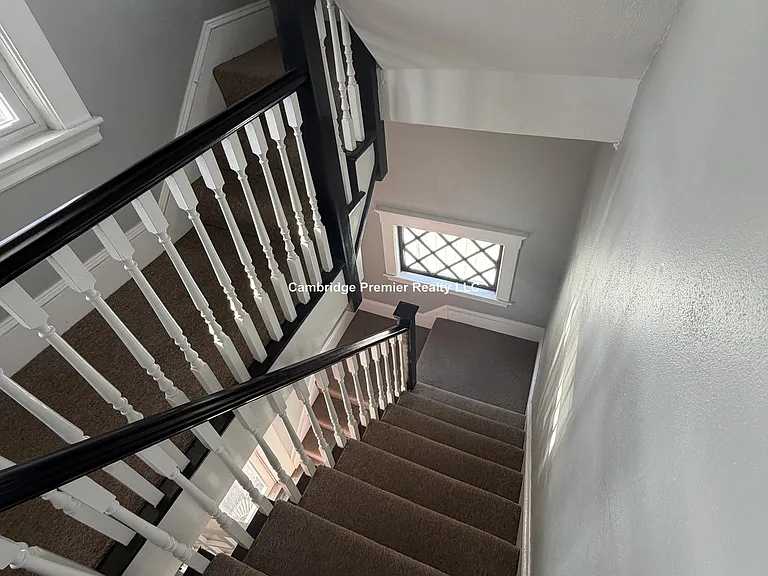 538 Main St — Photo 10