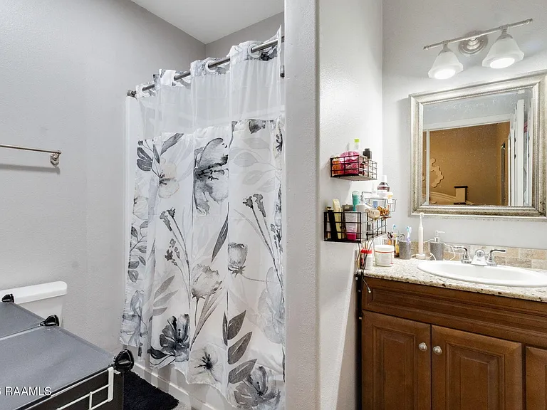 209 Stoneridge Dr — Photo 11