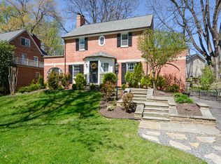 5403 Huntington Pkwy, Bethesda, MD 20814