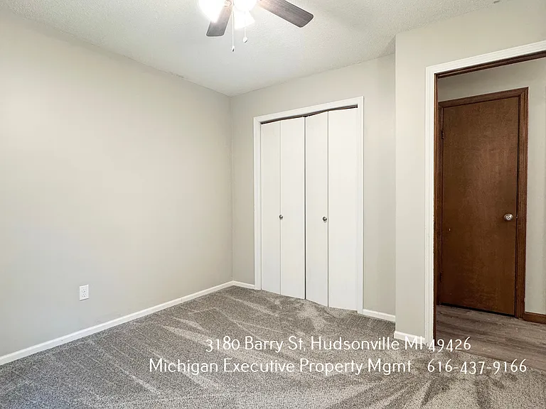 3180 Barry St — Photo 15