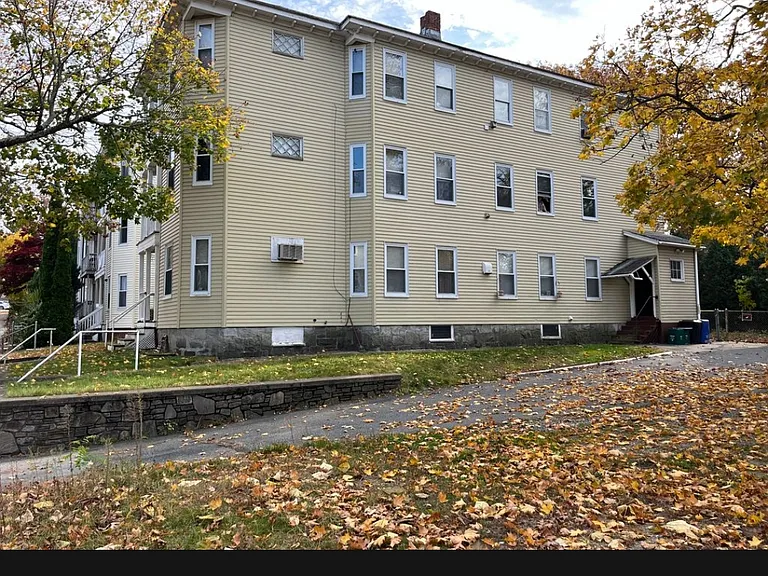 53 Charlotte St #3 — Photo 6
