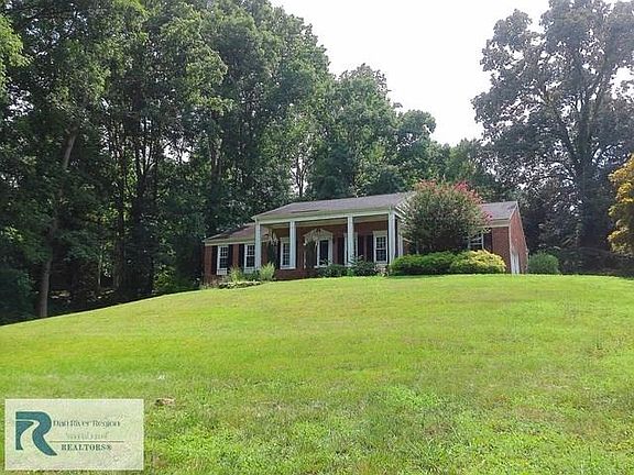 3rd image of 2604 Fernwick Dr