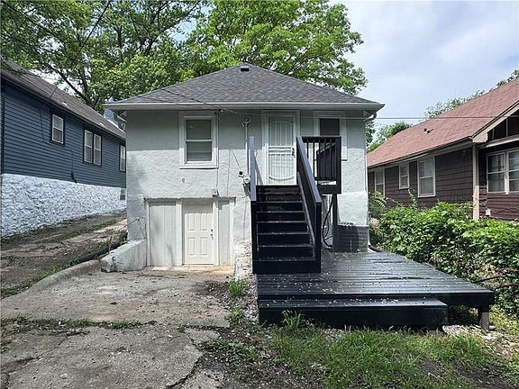 3rd image of 6225 Indiana Ave