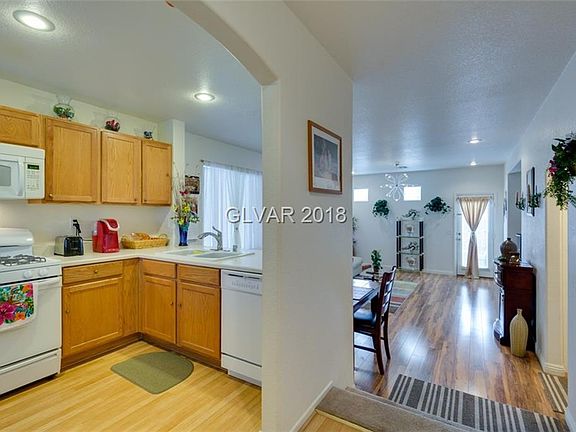 3rd image of 7350 Umberto St