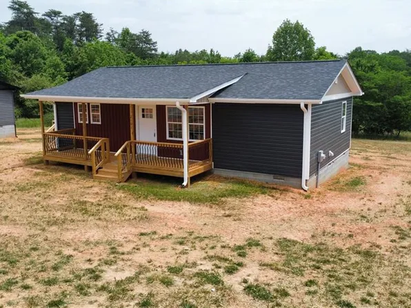 2101 Cook School Rd, Pilot Mountain, NC 27041