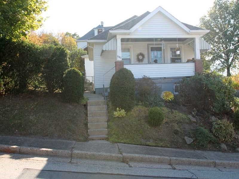 1st image of 816 Evans St