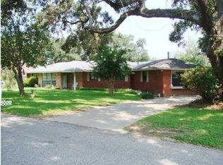 10 Seminole Trl, Pensacola, FL 32506