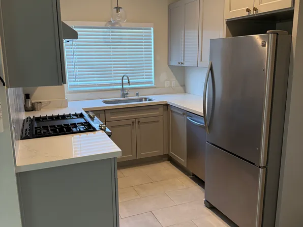 24 Rio Vista Ave APT C, Oakland, CA 94611