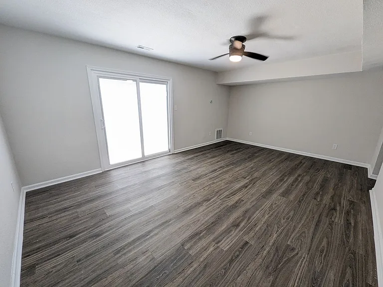 1879 Ferrell Dr — Photo 8