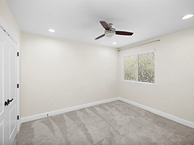 13 Dominica Ct — Photo 46
