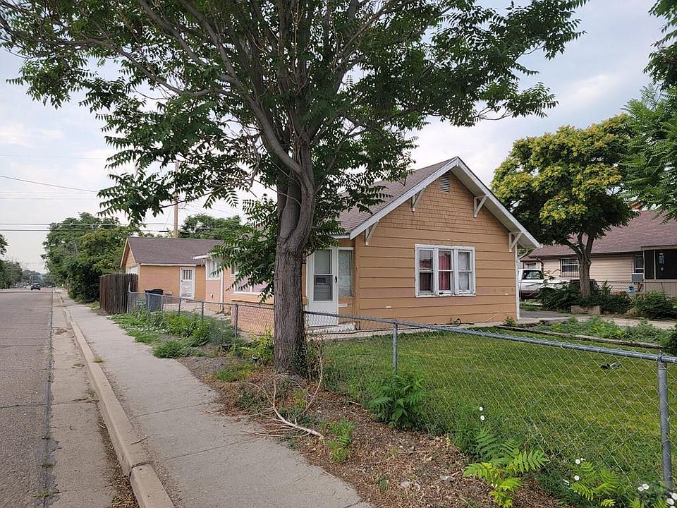 1st image of 2038 E 8th St