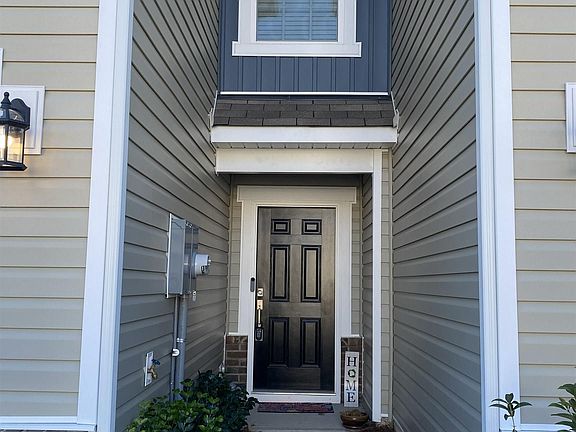 2nd image of 215 Bones Rd