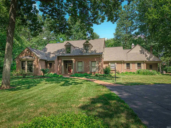 10641 Old Plantation Dr, Evansville, IN 47725