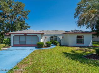 8739 Heather Blvd, Weeki Wachee, FL 34613