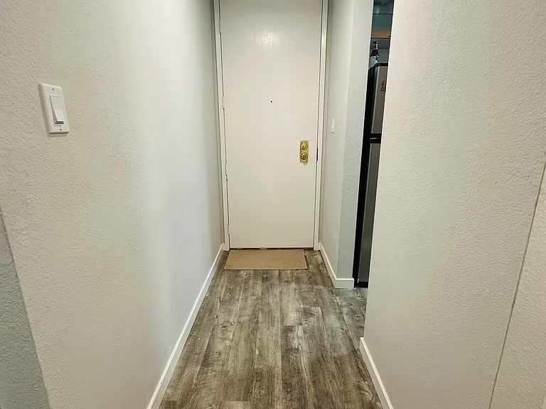 7226 Shelter Creek Ln — Photo 17