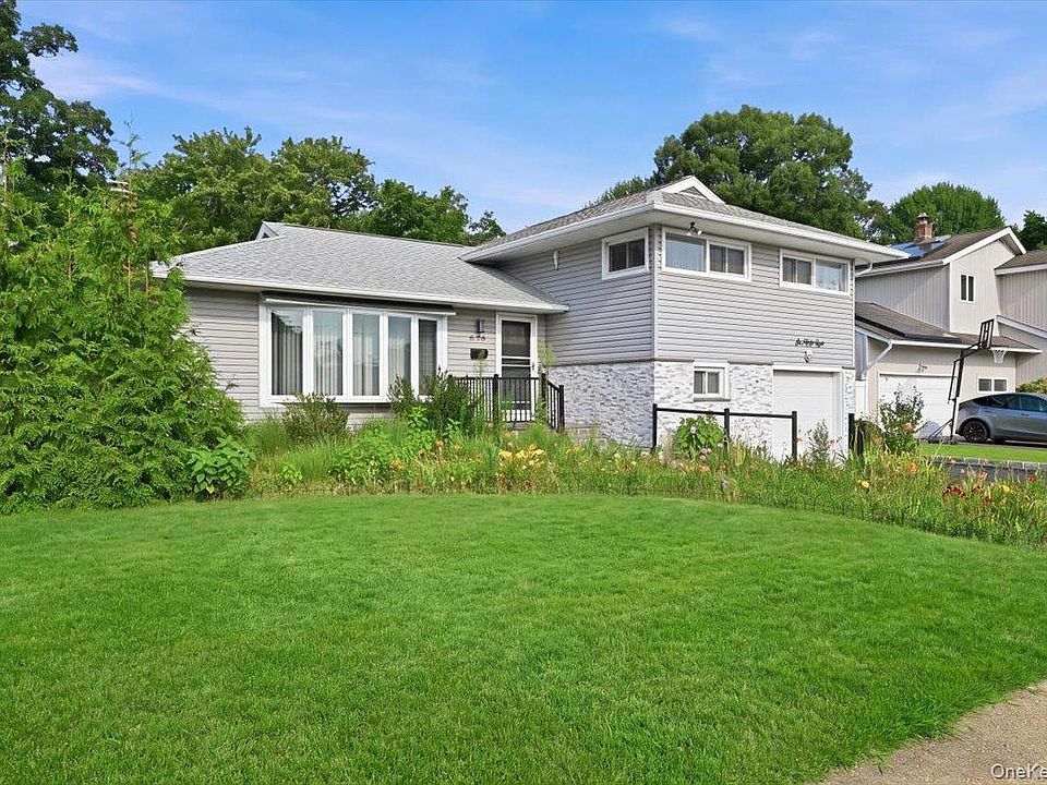 1st image of 658 Richmond Road